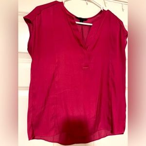 Banana republic hot pink tee